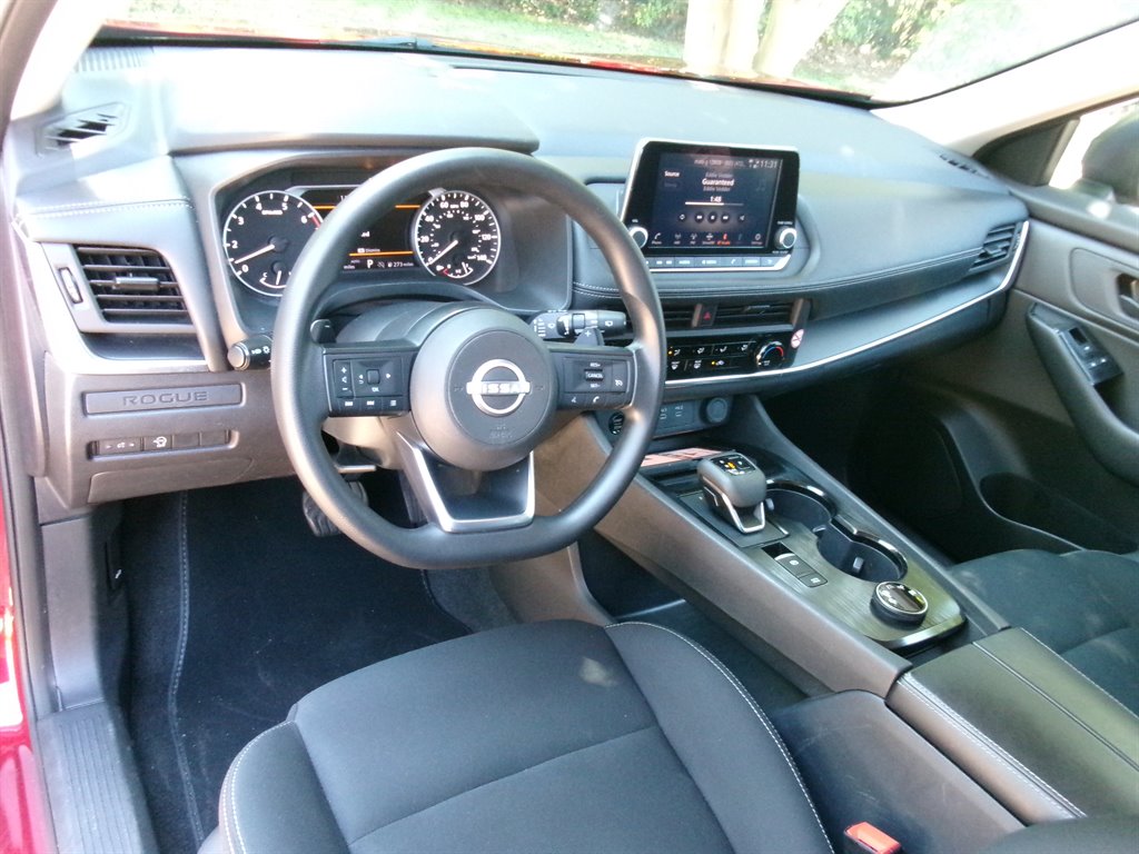 2024 Nissan Rogue - $22,995