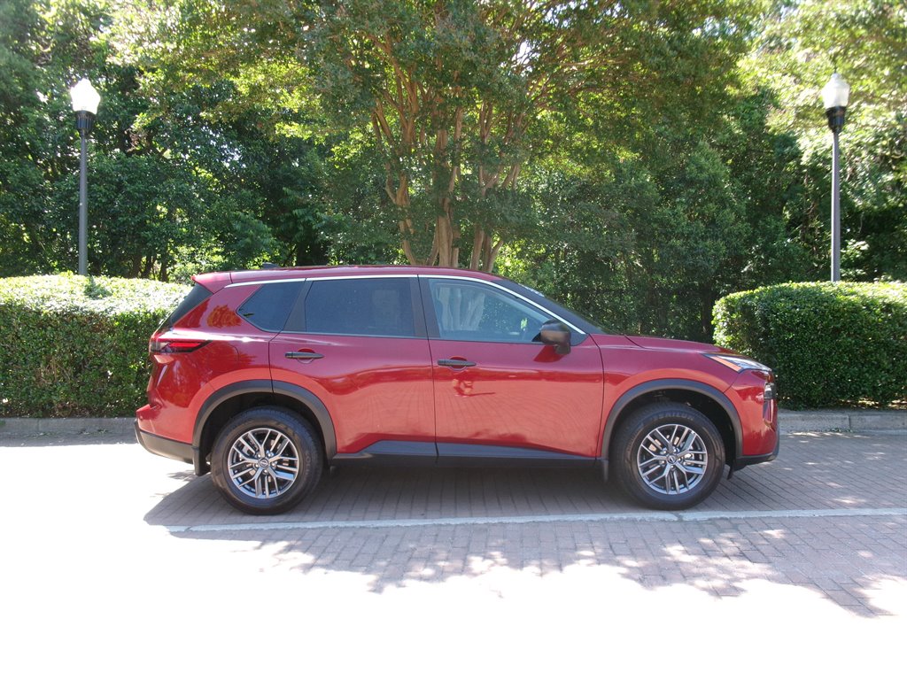 2024 Nissan Rogue - $22,995