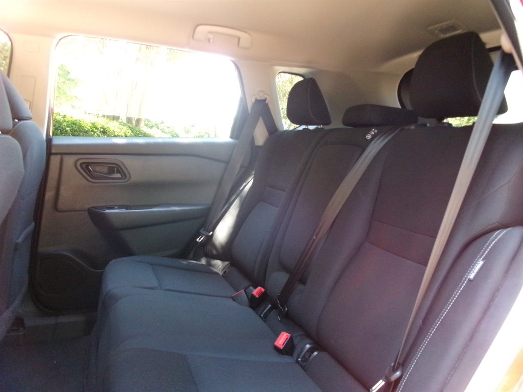 2024 Nissan Rogue - $22,995