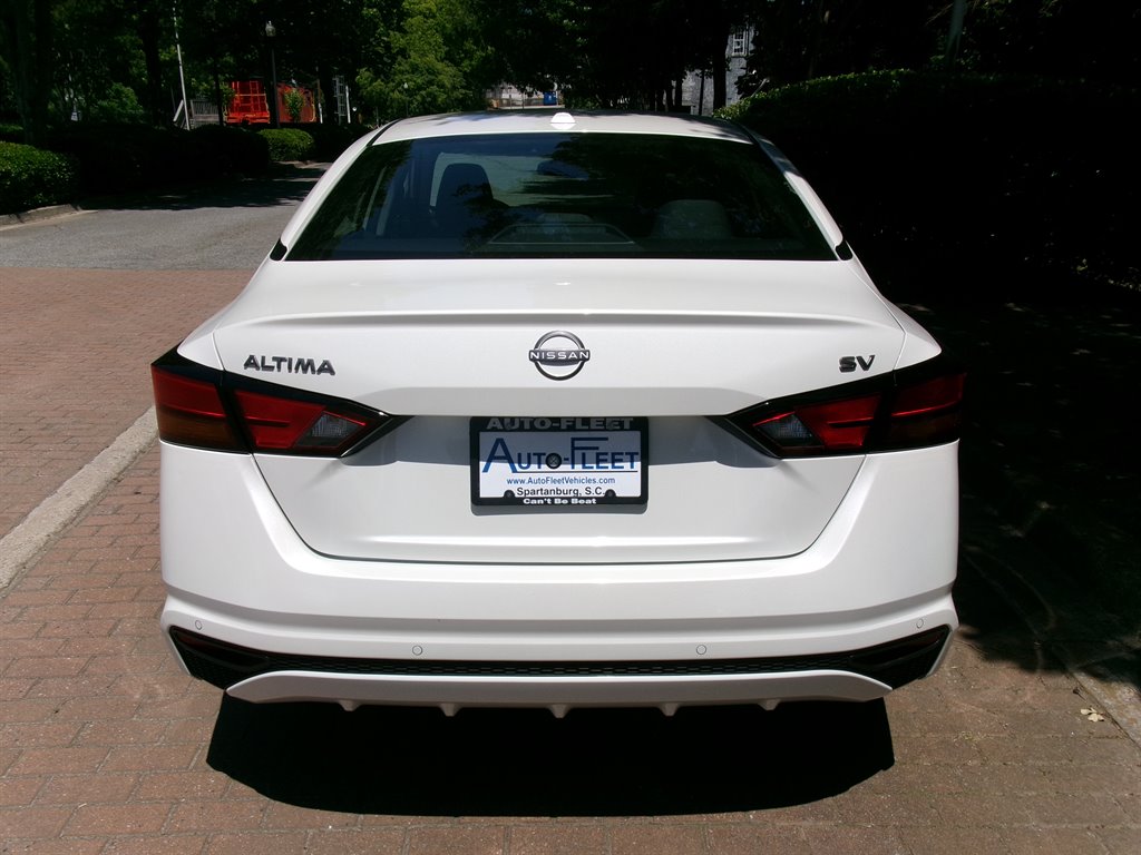 2024 Nissan Altima - $21,995