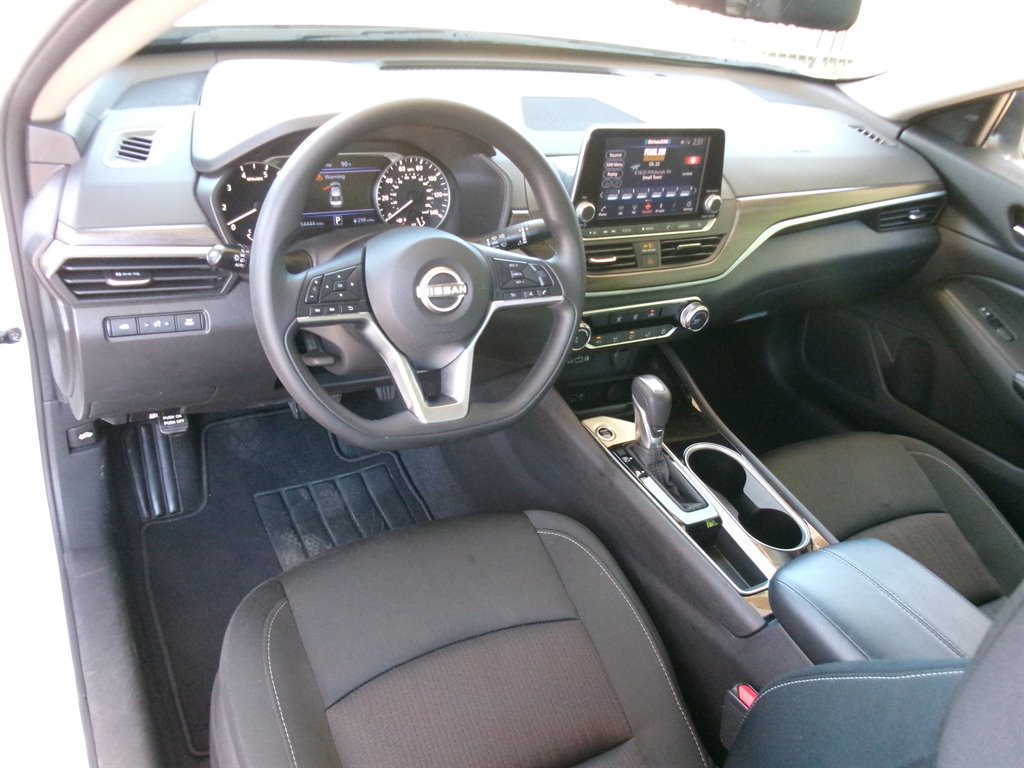 2024 Nissan Altima - $21,995
