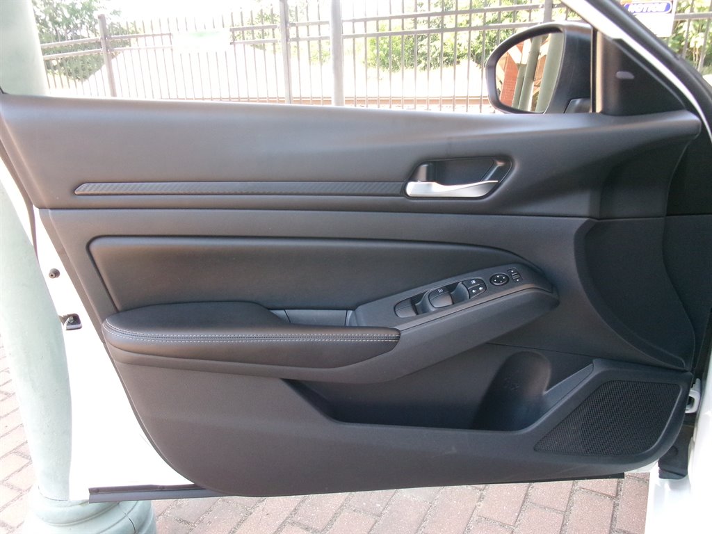 2024 Nissan Altima - $21,995