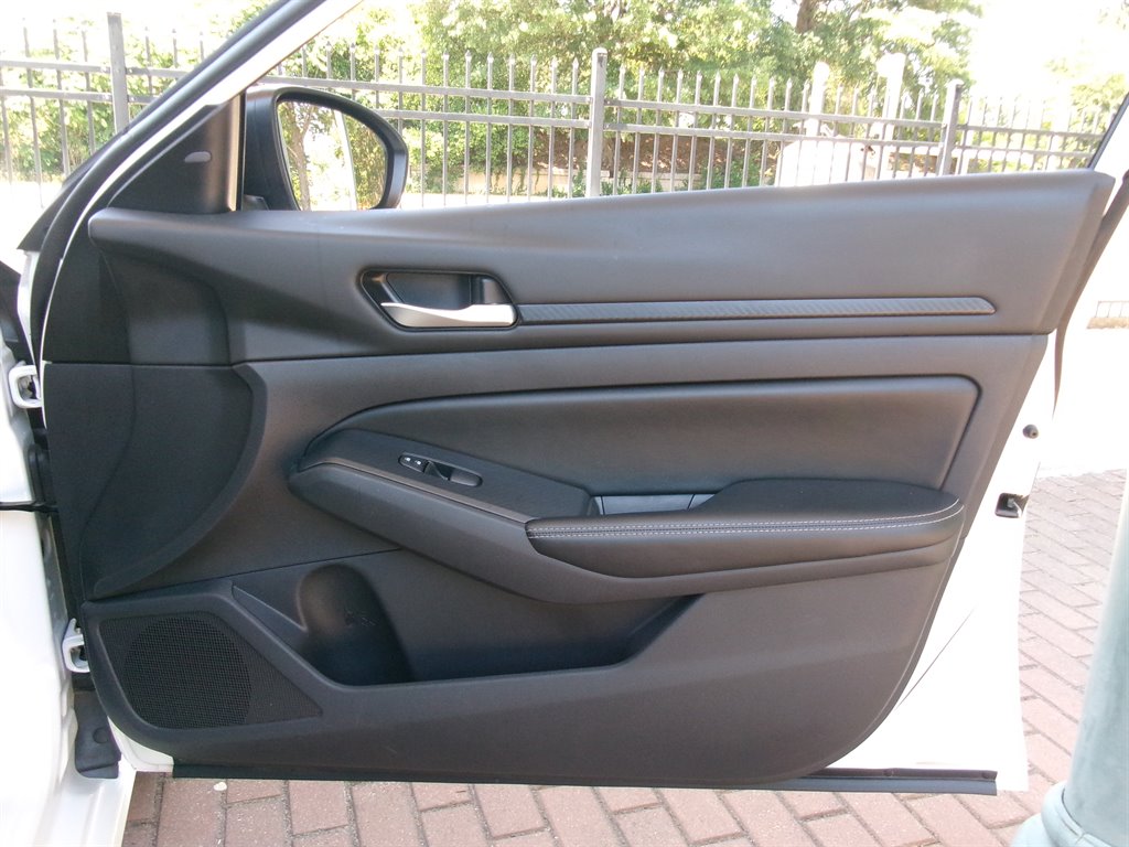 2024 Nissan Altima - $21,995
