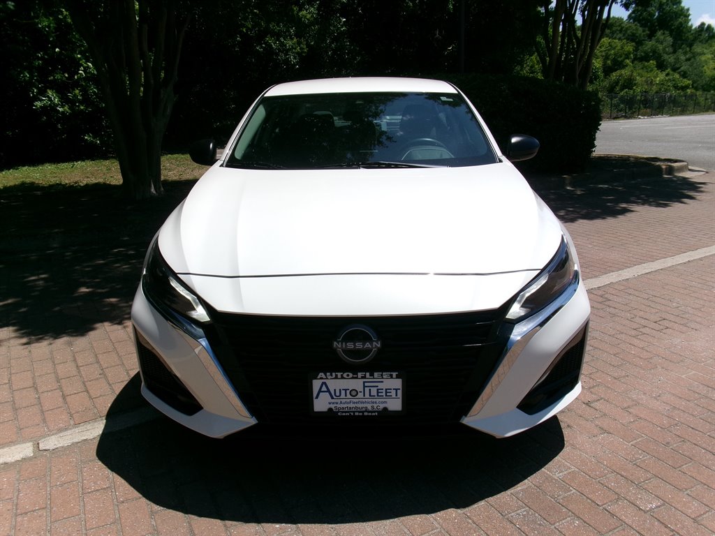 2024 Nissan Altima - $21,995