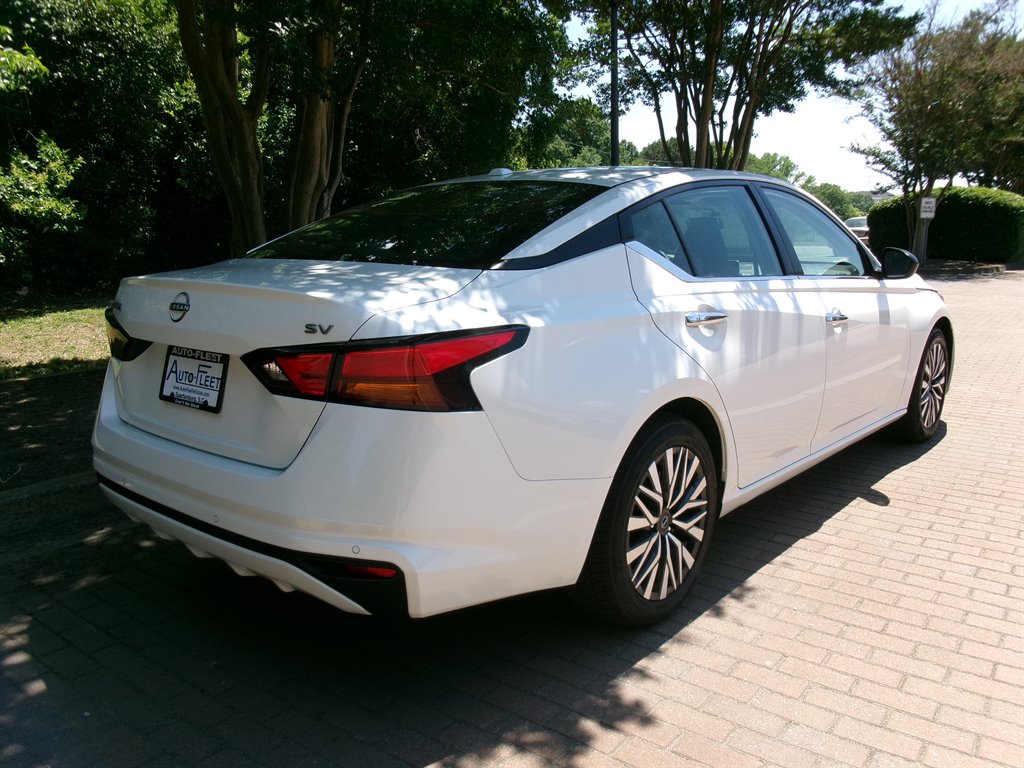 2024 Nissan Altima - $21,995