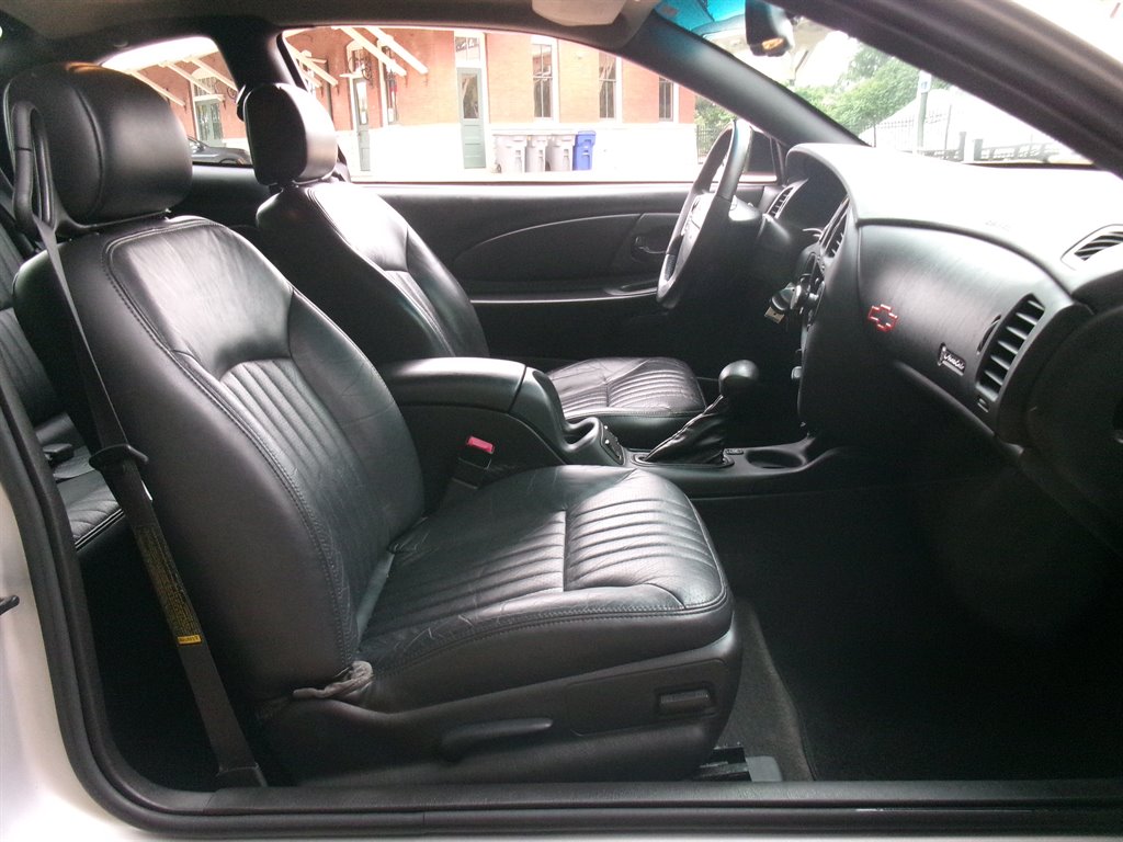 2001 Chevrolet Monte Carlo - $9,995