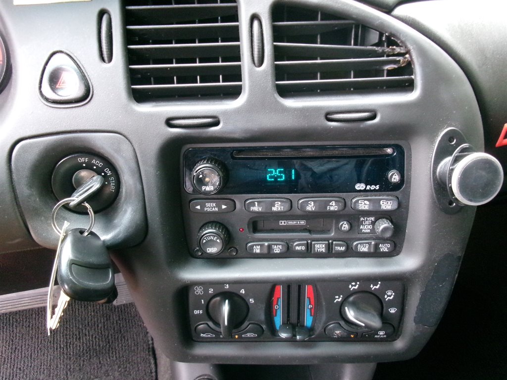 2001 Chevrolet Monte Carlo - $9,995