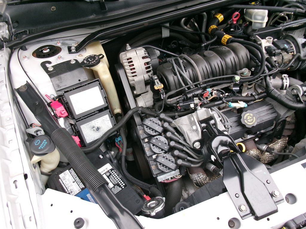 2001 Chevrolet Monte Carlo - $9,995