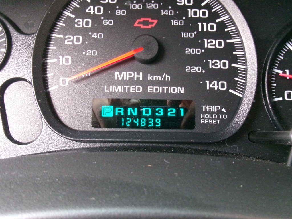 2001 Chevrolet Monte Carlo - $9,995