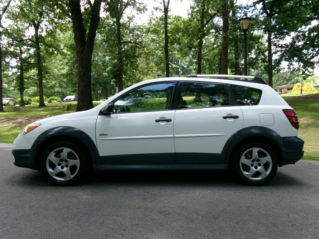2005 Pontiac Vibe - $6,995