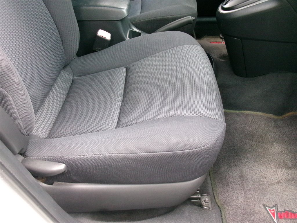 2005 Pontiac Vibe - $6,995