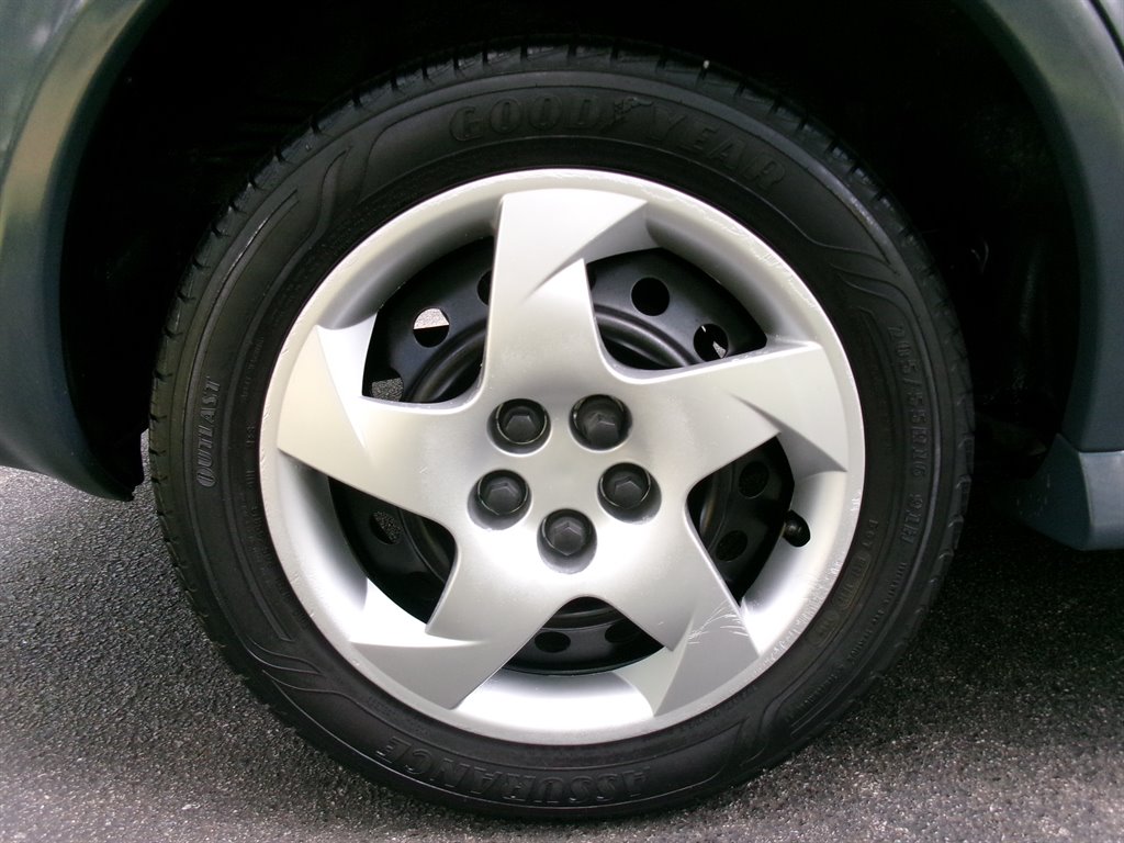 2005 Pontiac Vibe - $6,995