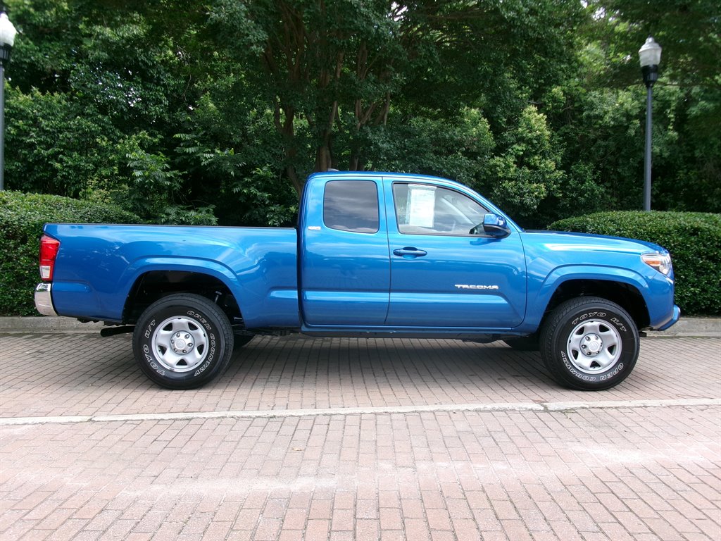 2016 Toyota Tacoma - $22,995
