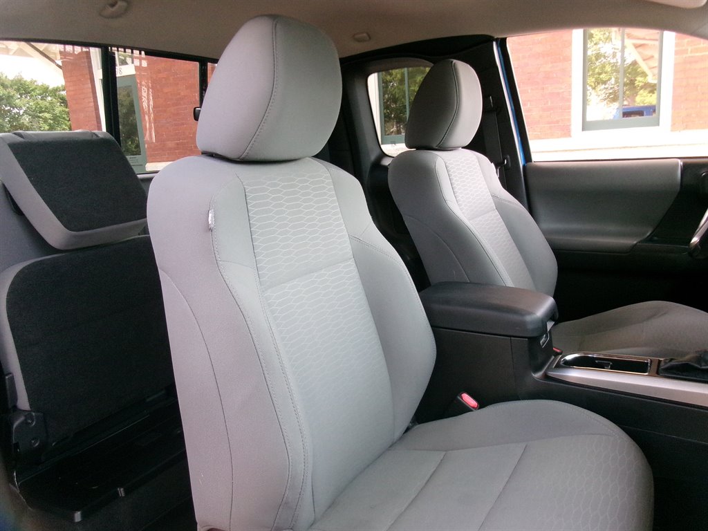 2016 Toyota Tacoma - $22,995