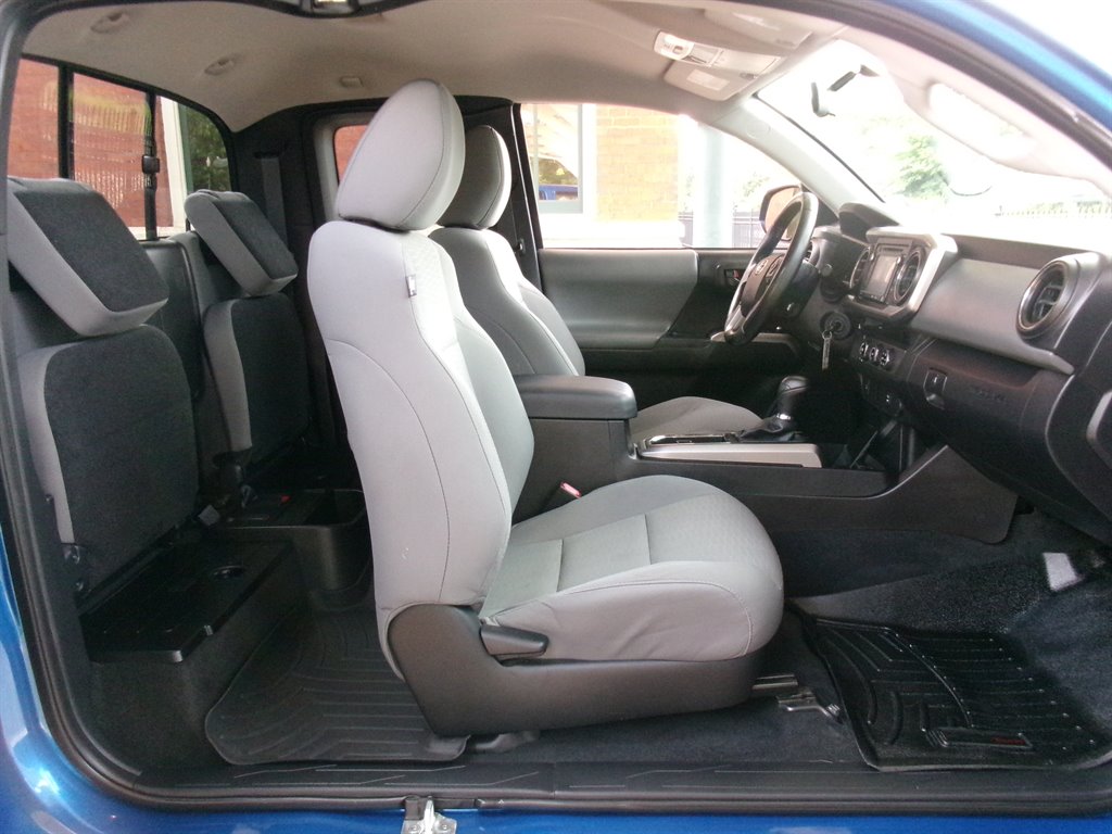 2016 Toyota Tacoma - $22,995