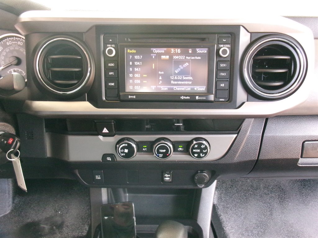 2016 Toyota Tacoma - $22,995