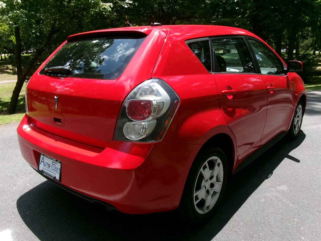 2009 Pontiac Vibe - $9,995