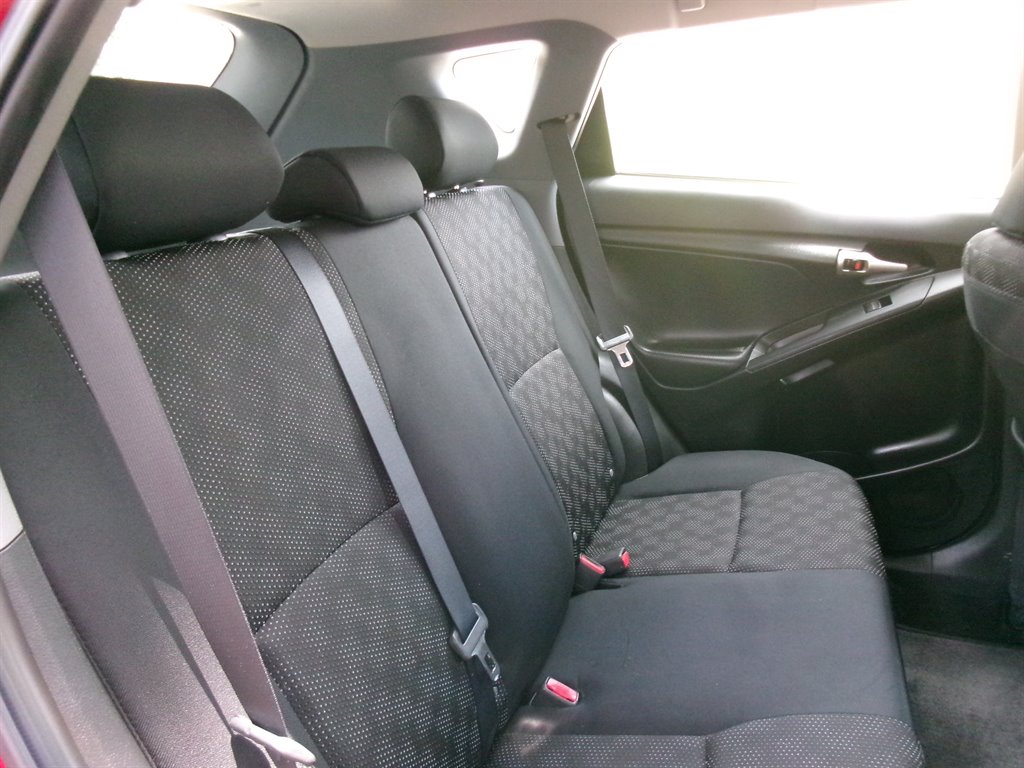2009 Pontiac Vibe - $9,995