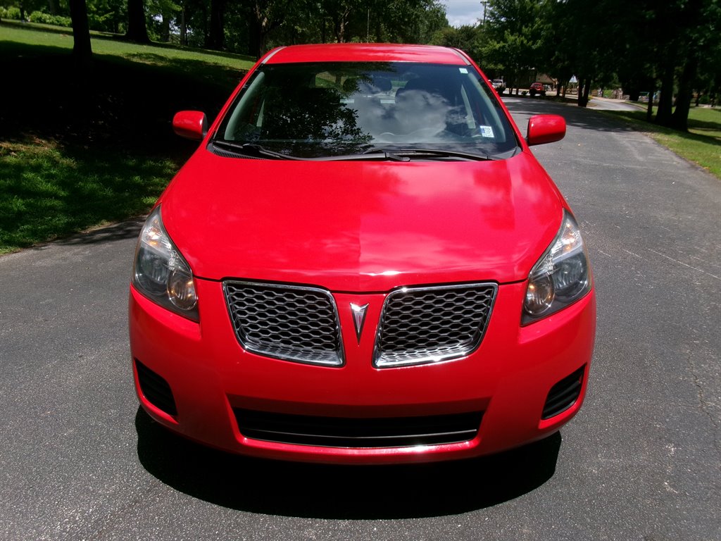 2009 Pontiac Vibe - $9,995