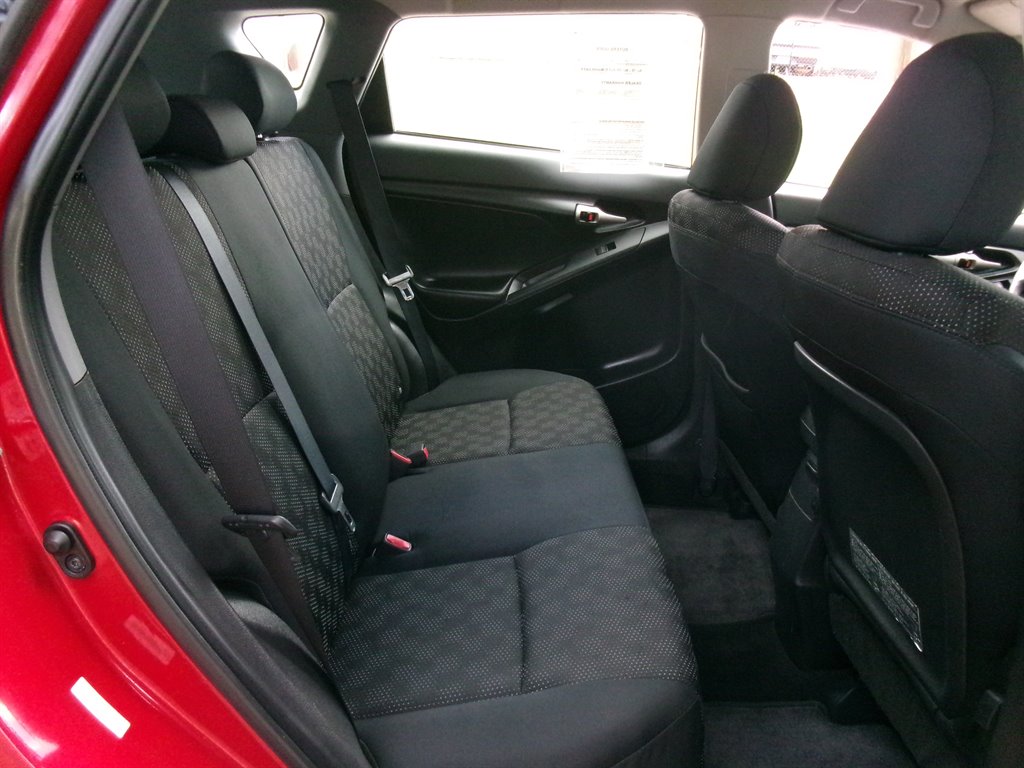 2009 Pontiac Vibe - $9,995