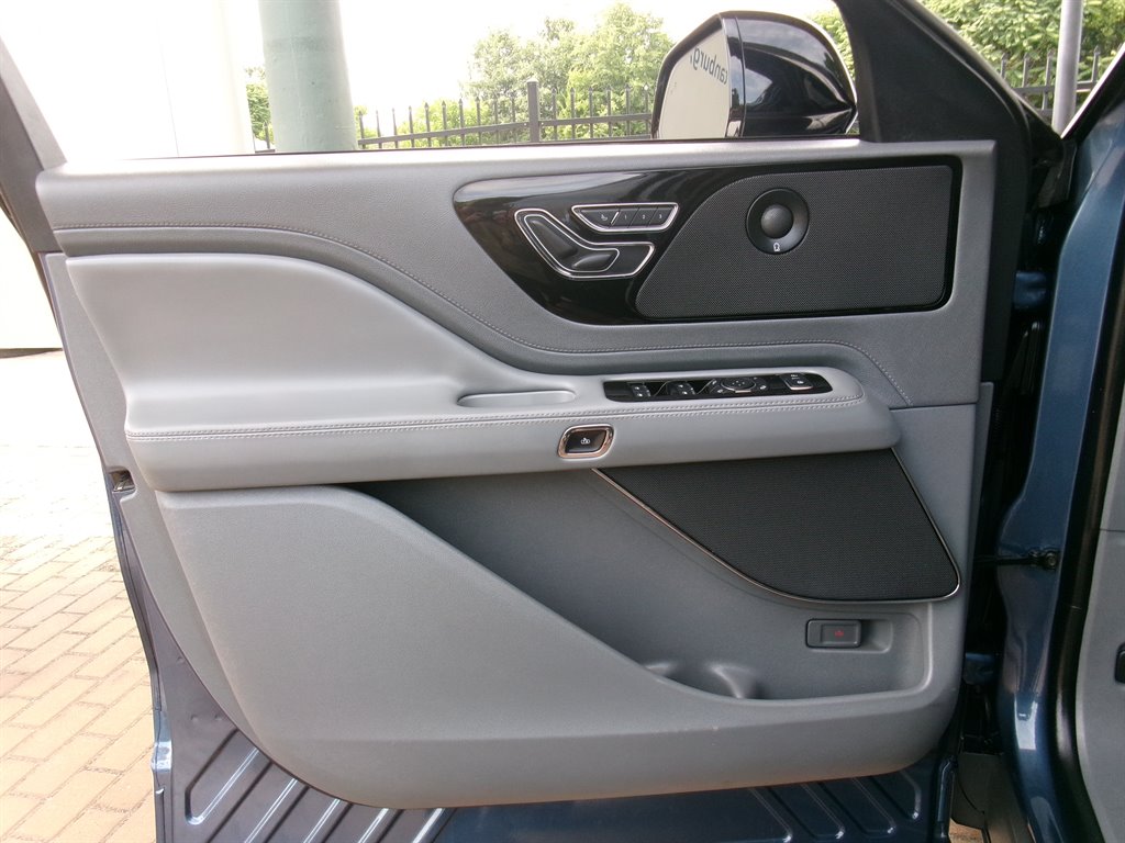 2020 Lincoln Aviator - $29,995