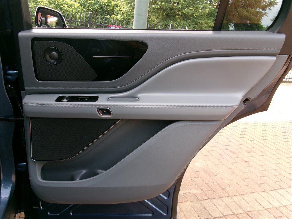 2020 Lincoln Aviator - $29,995