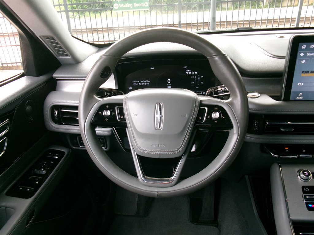 2020 Lincoln Aviator - $29,995