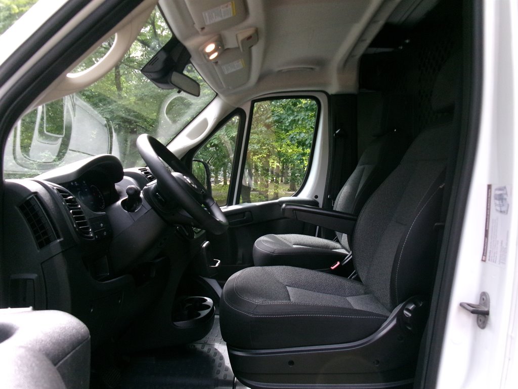 2025 Ram 2500 Promaster Vans - $34,000