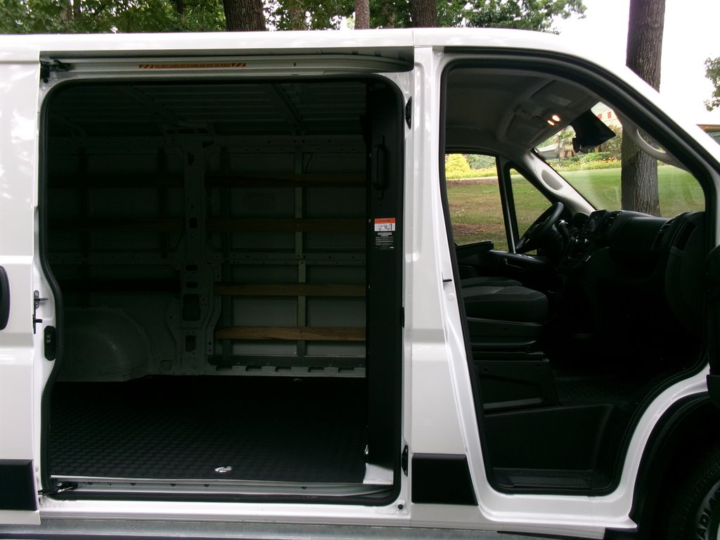2025 Ram 2500 Promaster Vans - $34,000