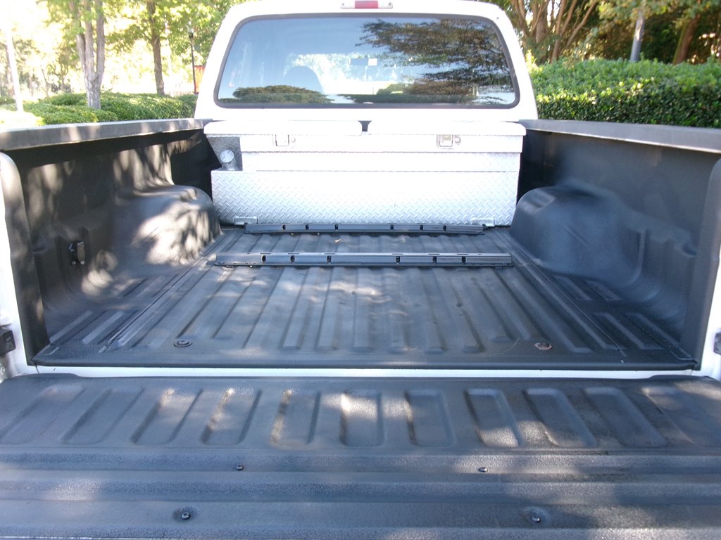 2001 Ford F-250 - $14,995