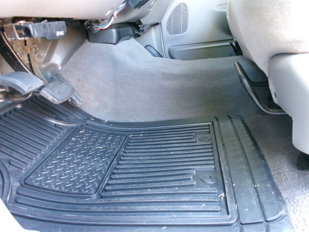 2001 Ford F-250 - $14,995