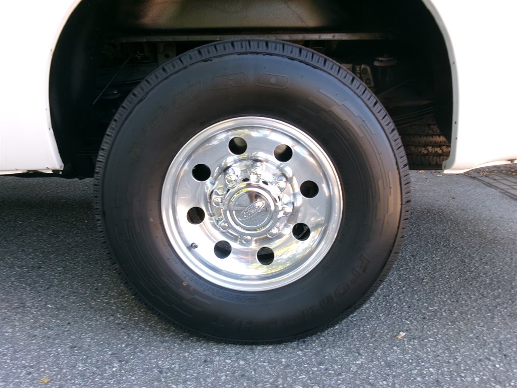 2001 Ford F-250 - $14,995