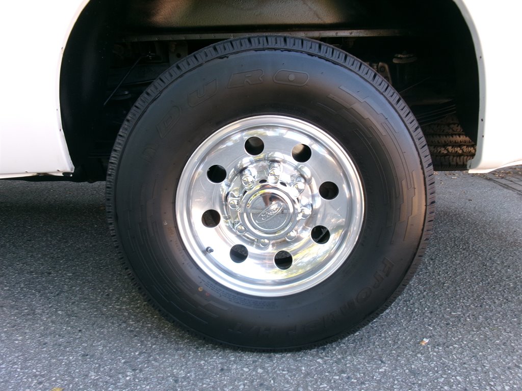 2001 Ford F-250 - $14,995