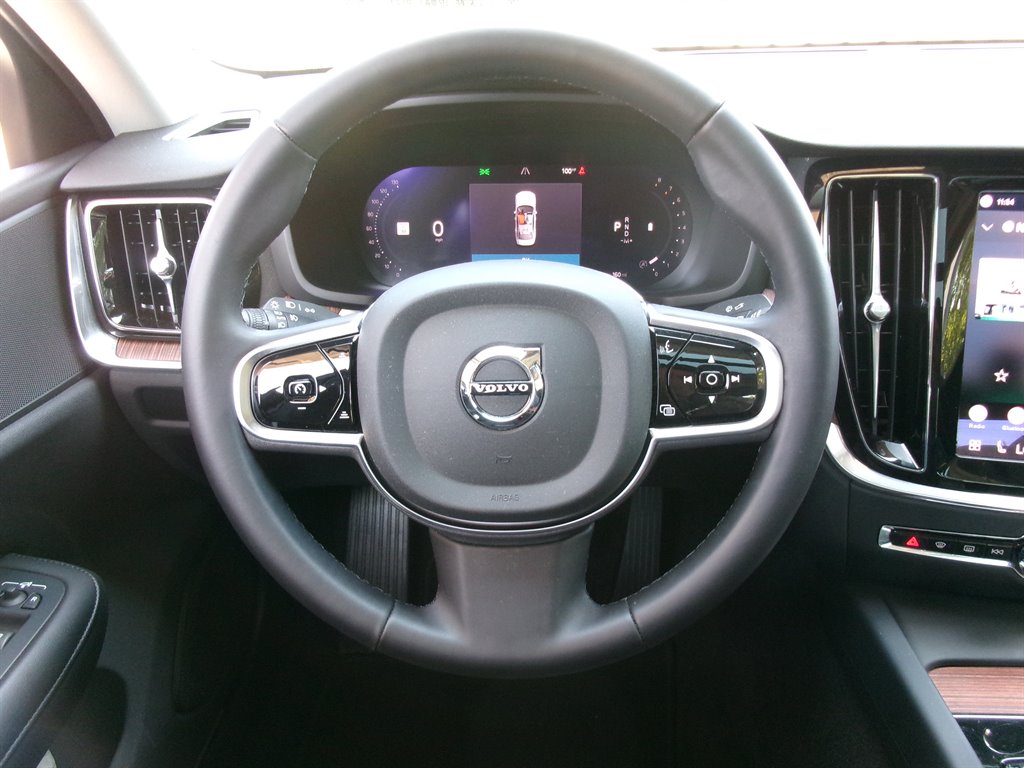 2024 Volvo S60 - $36,990