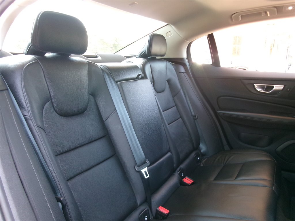 2024 Volvo S60 - $36,990