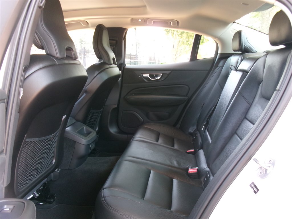 2024 Volvo S60 - $36,990