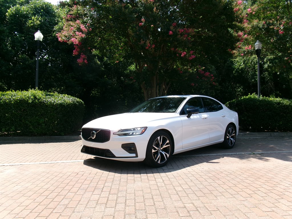 2024 Volvo S60 - $36,990