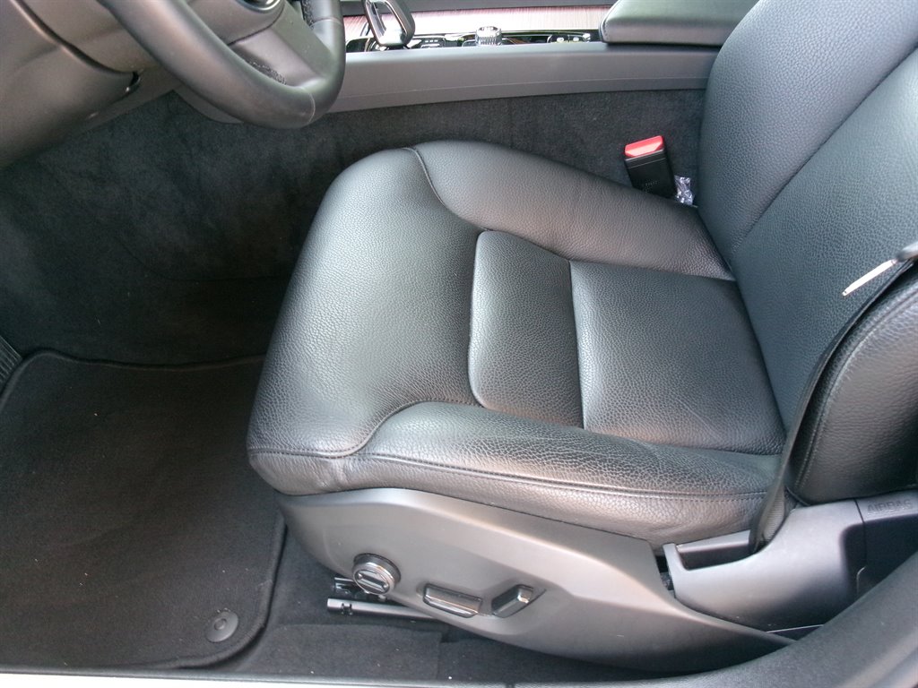 2024 Volvo S60 - $36,990