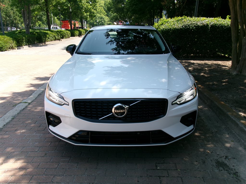 2024 Volvo S60 - $36,990