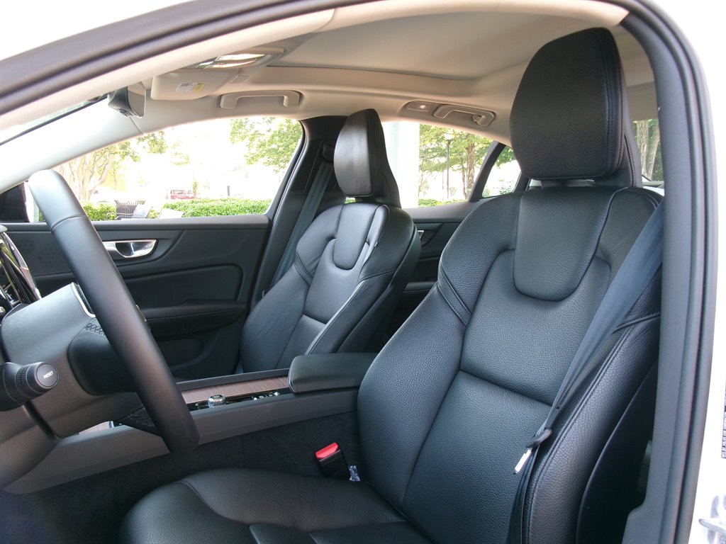 2024 Volvo S60 - $36,990