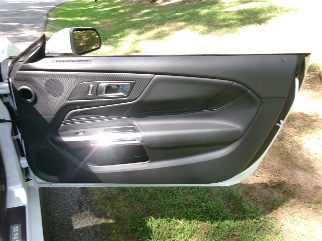 2025 Ford Mustang - $41,880
