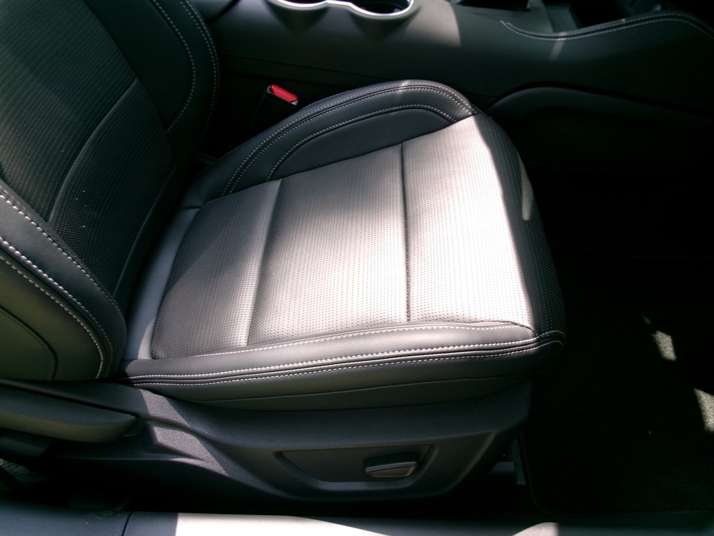 2025 Ford Mustang - $41,880