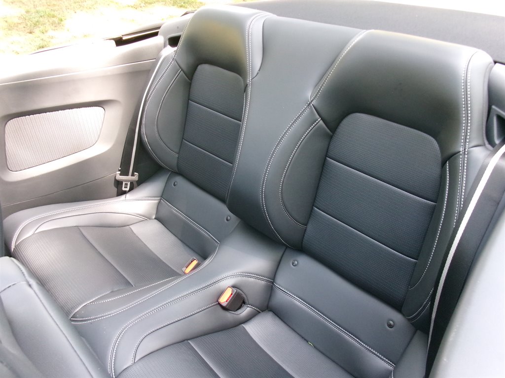 2025 Ford Mustang - $41,880