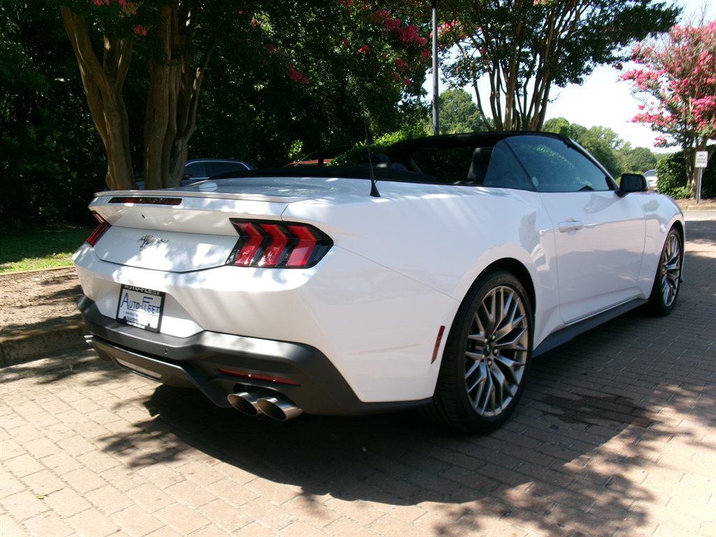 2025 Ford Mustang - $41,880