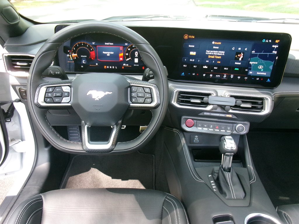 2025 Ford Mustang - $41,880