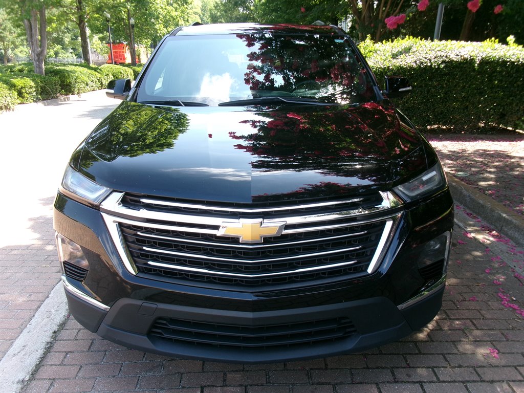 2022 Chevrolet Traverse - $24,995