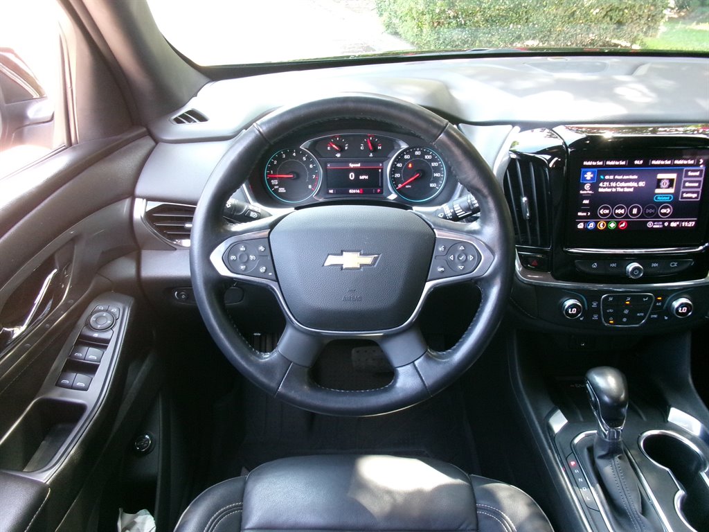 2022 Chevrolet Traverse - $24,995