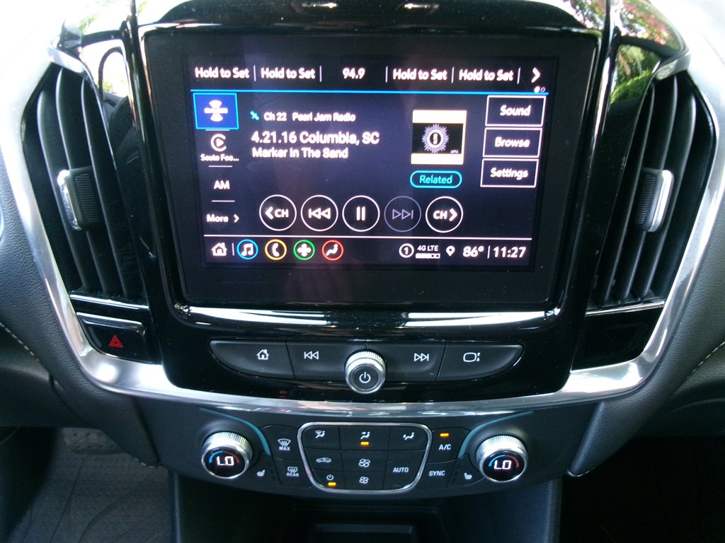 2022 Chevrolet Traverse - $24,995