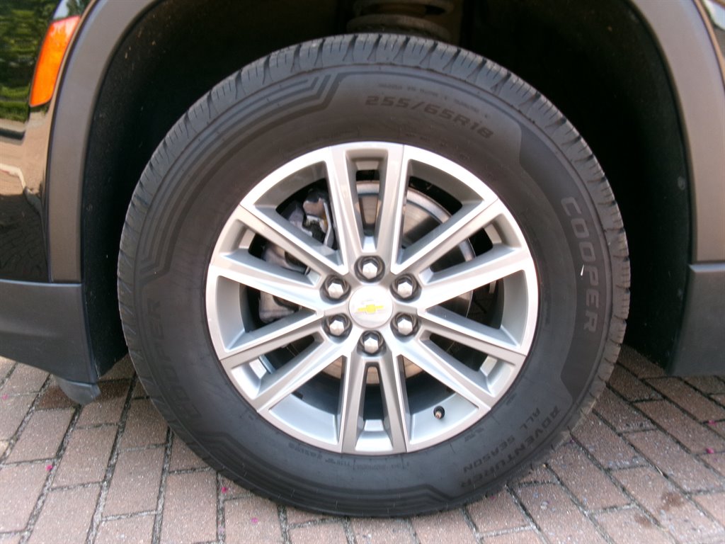 2022 Chevrolet Traverse - $24,995