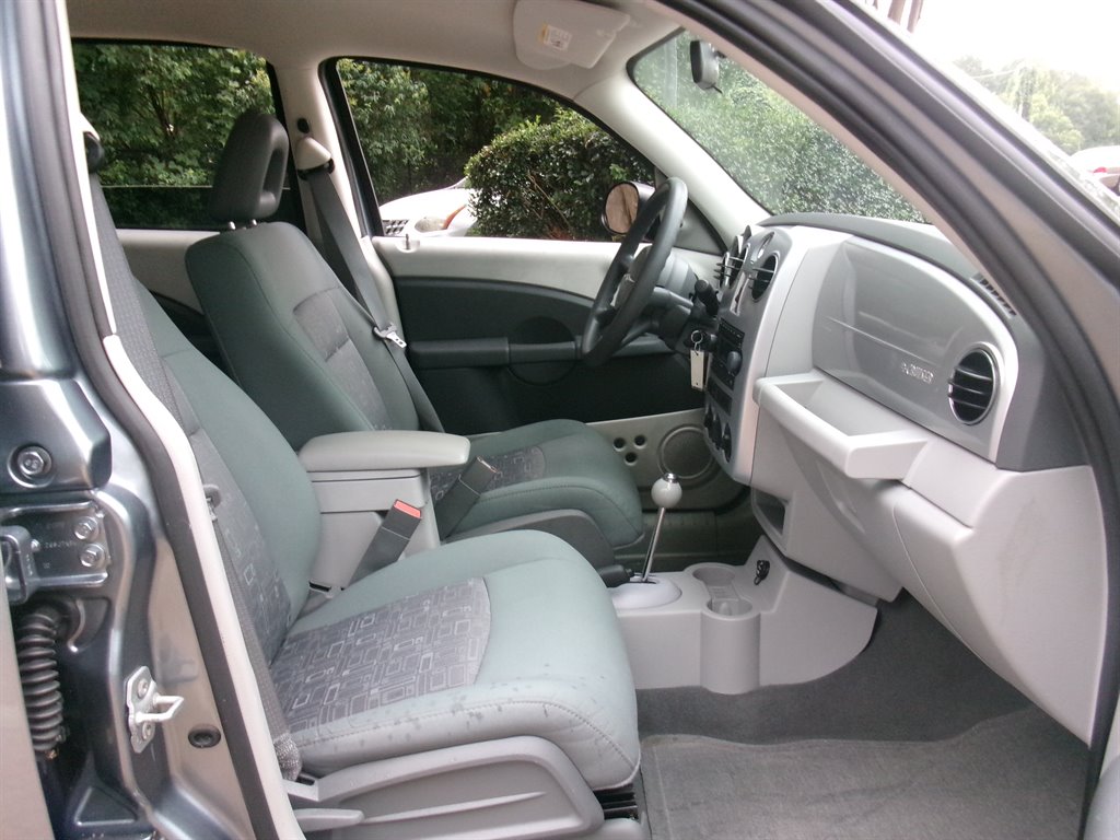 2009 Chrysler PT Cruiser - $12,995